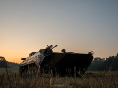 Zlot pojazdów militarnych i grup rekonstrukcyjnych