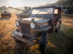 Zlot pojazdów militarnych i grup rekonstrukcyjnych