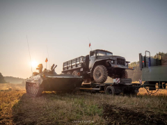 Zlot pojazdów militarnych i grup rekonstrukcyjnych