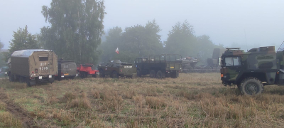 Zlot pojazdów militarnych i grup rekonstrukcyjnych